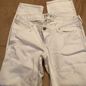 Express Jeans, distressed jeans